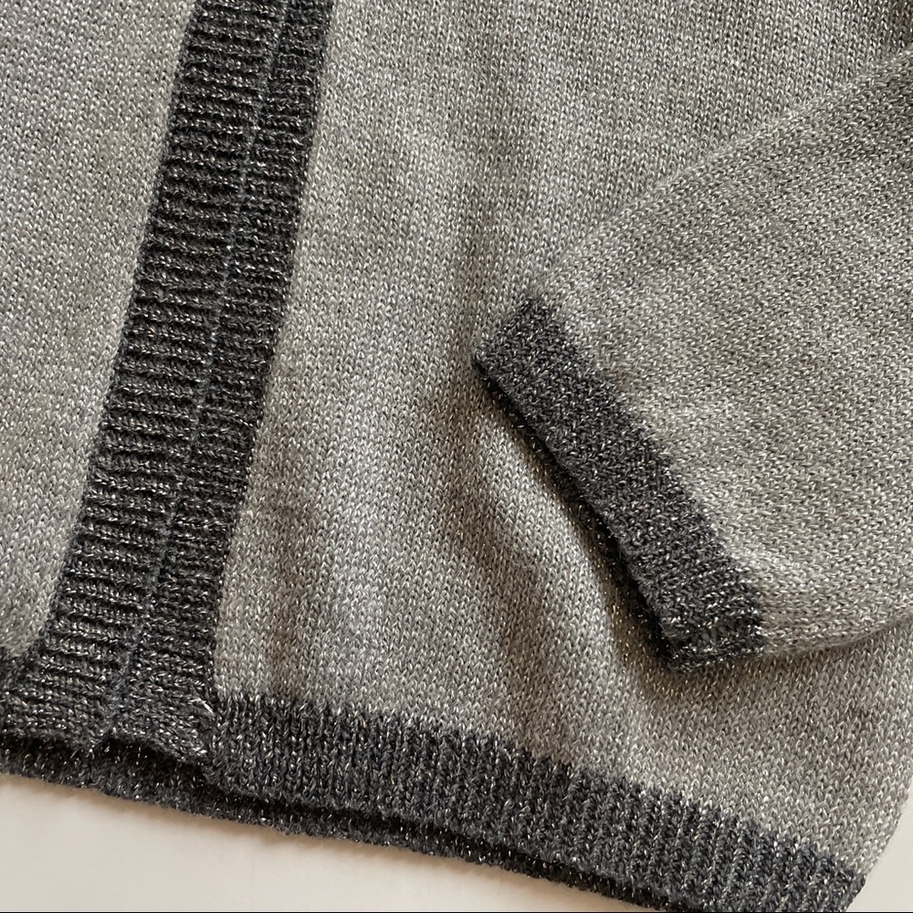 Hartstrings sweater - Picture 3 of 5